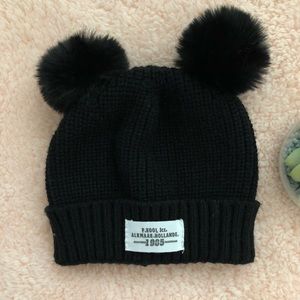 Pompom Baby Hat